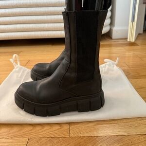 ALOHAS calf length chelsea boot